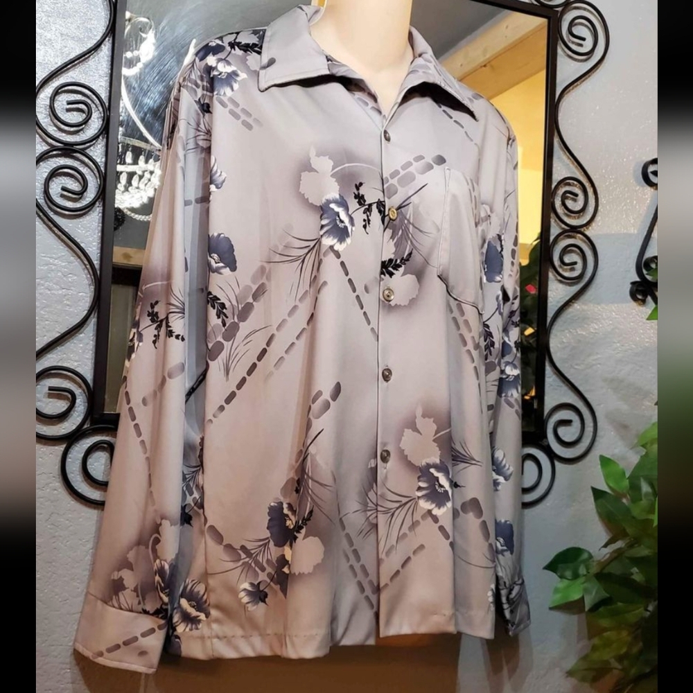 Vintage Marina Of California Gray Floral Buttons Down Shirt Top Size M / Unisex
